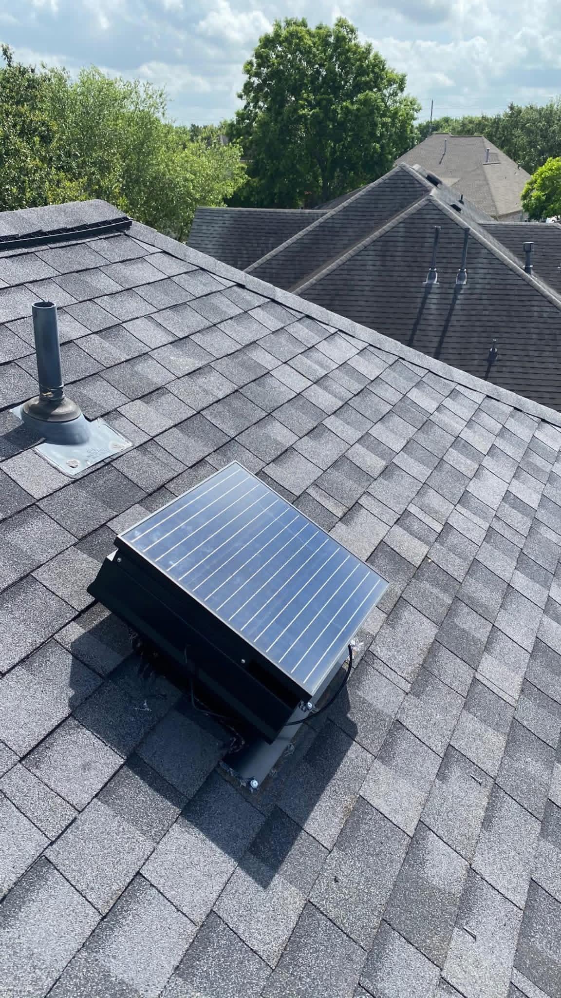 Installed Solar Fan 5563
